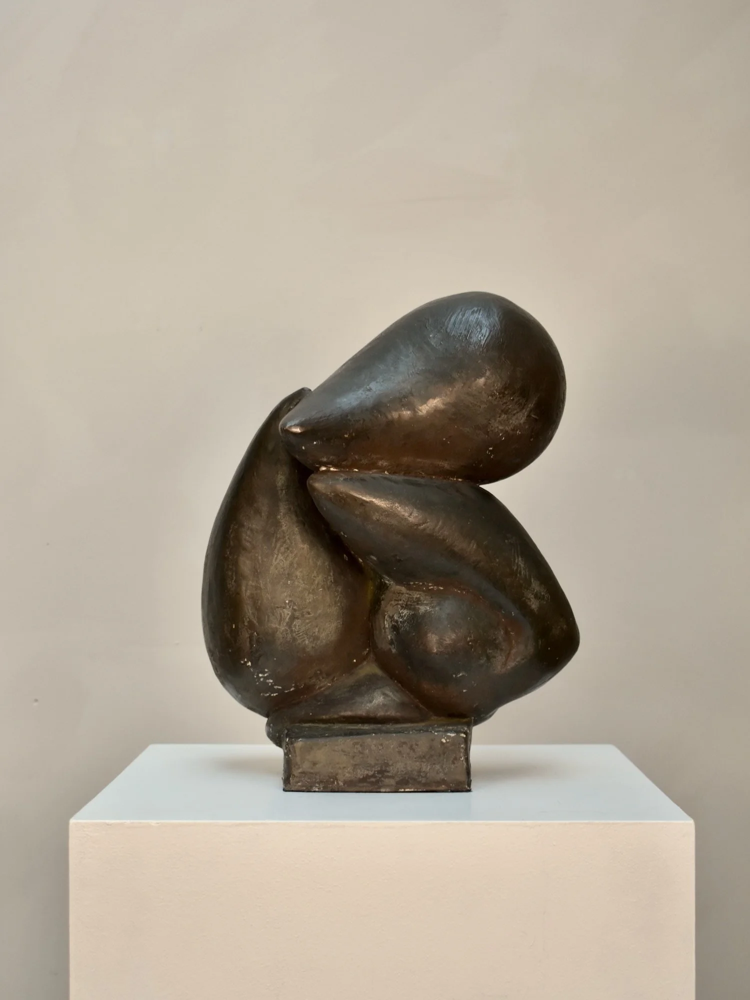 20th-century-abstract-bust-sculpture-hutt-decor7.jpeg
