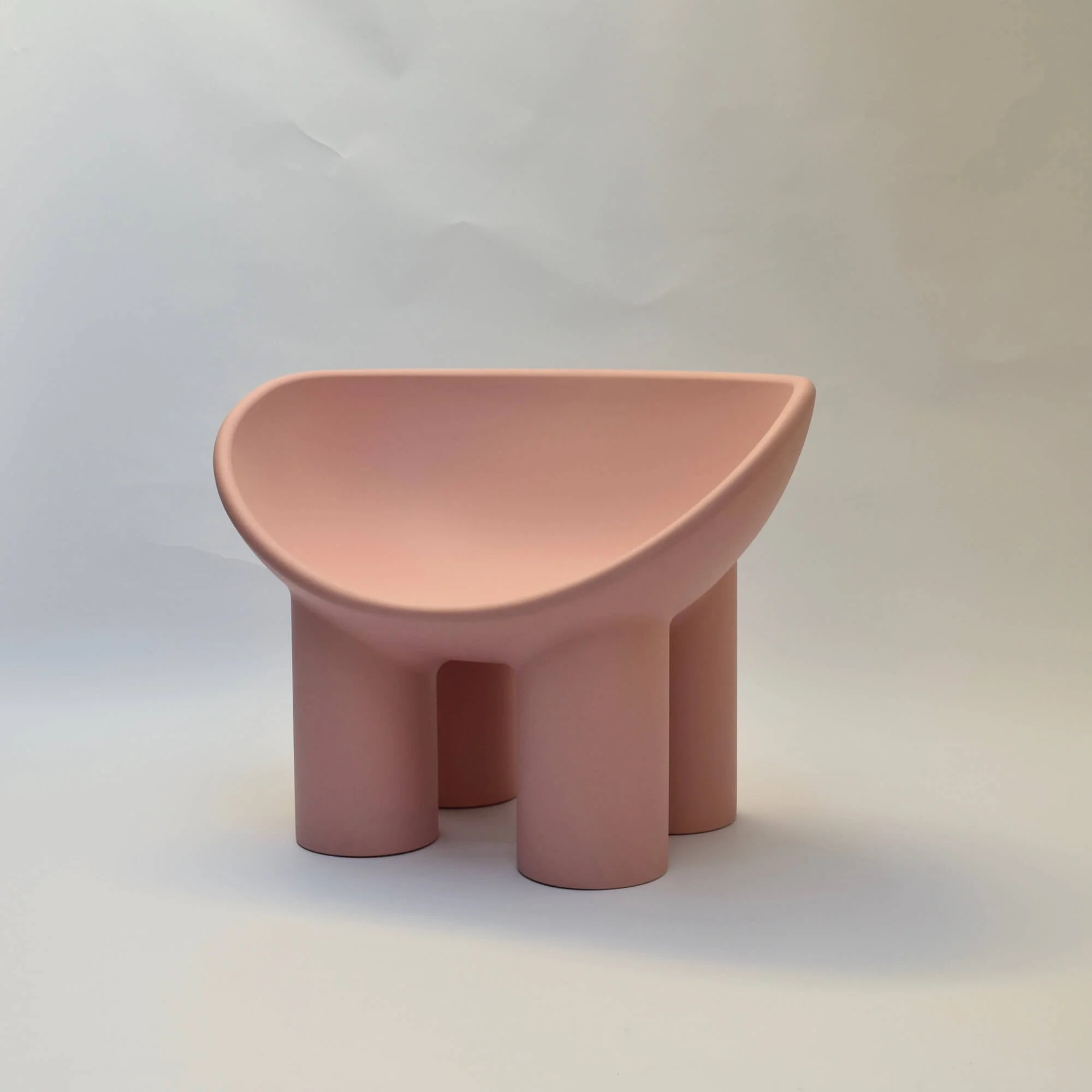 Roly Poly Armchair by Faye Toogood for Driade – Flesh Pink