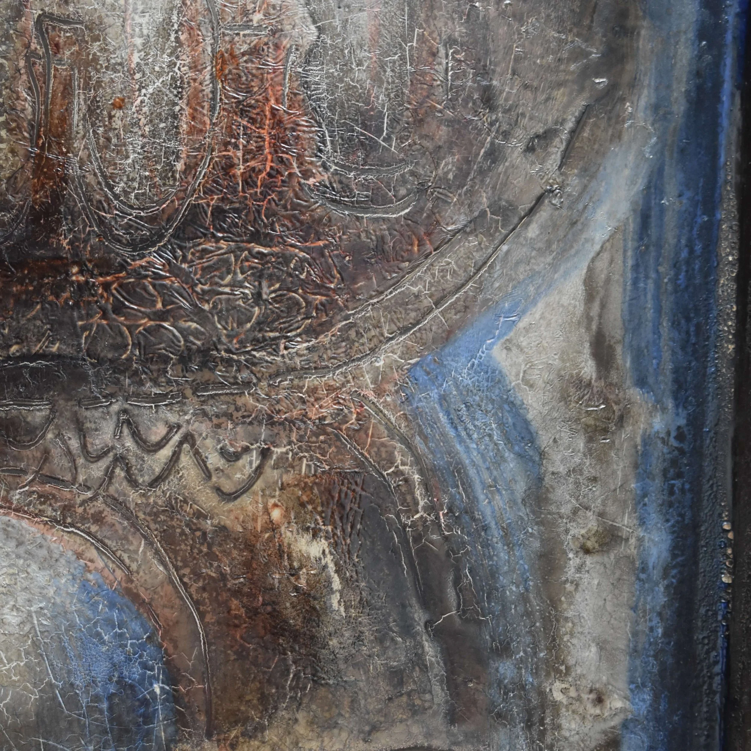 francesco-pasinato-large-brutalist-lamp-shade-detail-hutt.jpeg