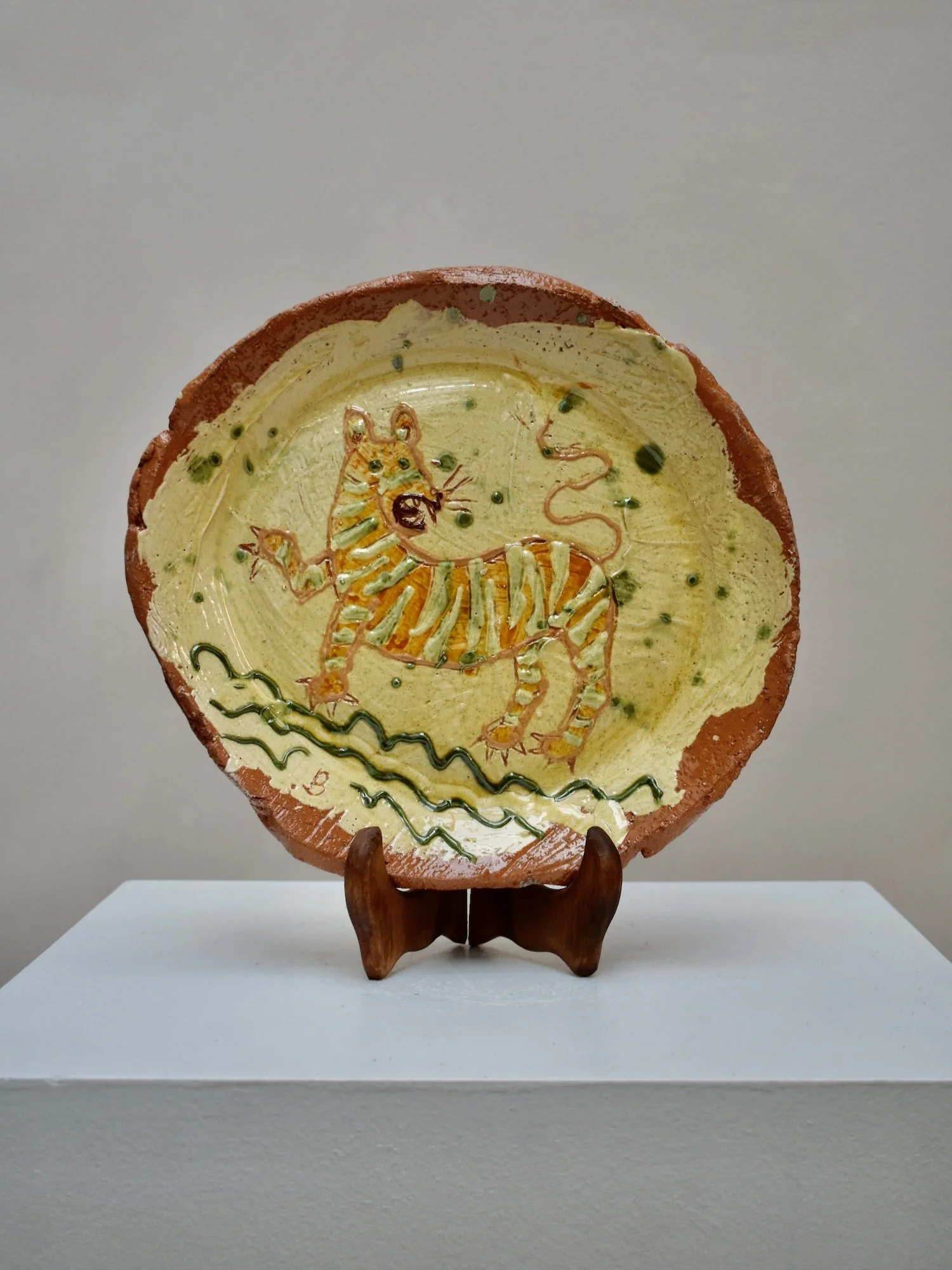 ben-fosker-tiger-plate-20th-century-british-studio-ceramics-hutt-decor3.jpeg