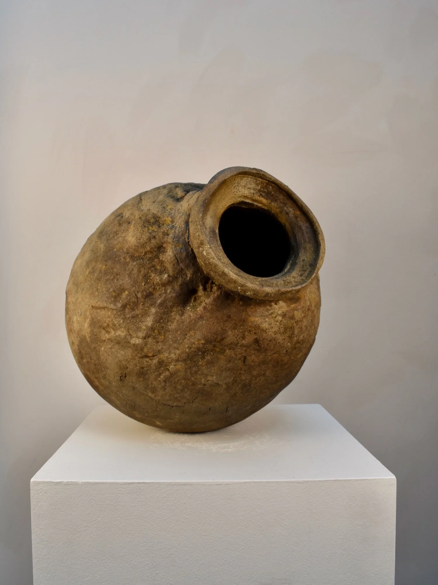 large-wood-fired-stoneware-vessel-by-charles-bound-20th-century-british-studio-ceramics-hutt-decor9.jpeg