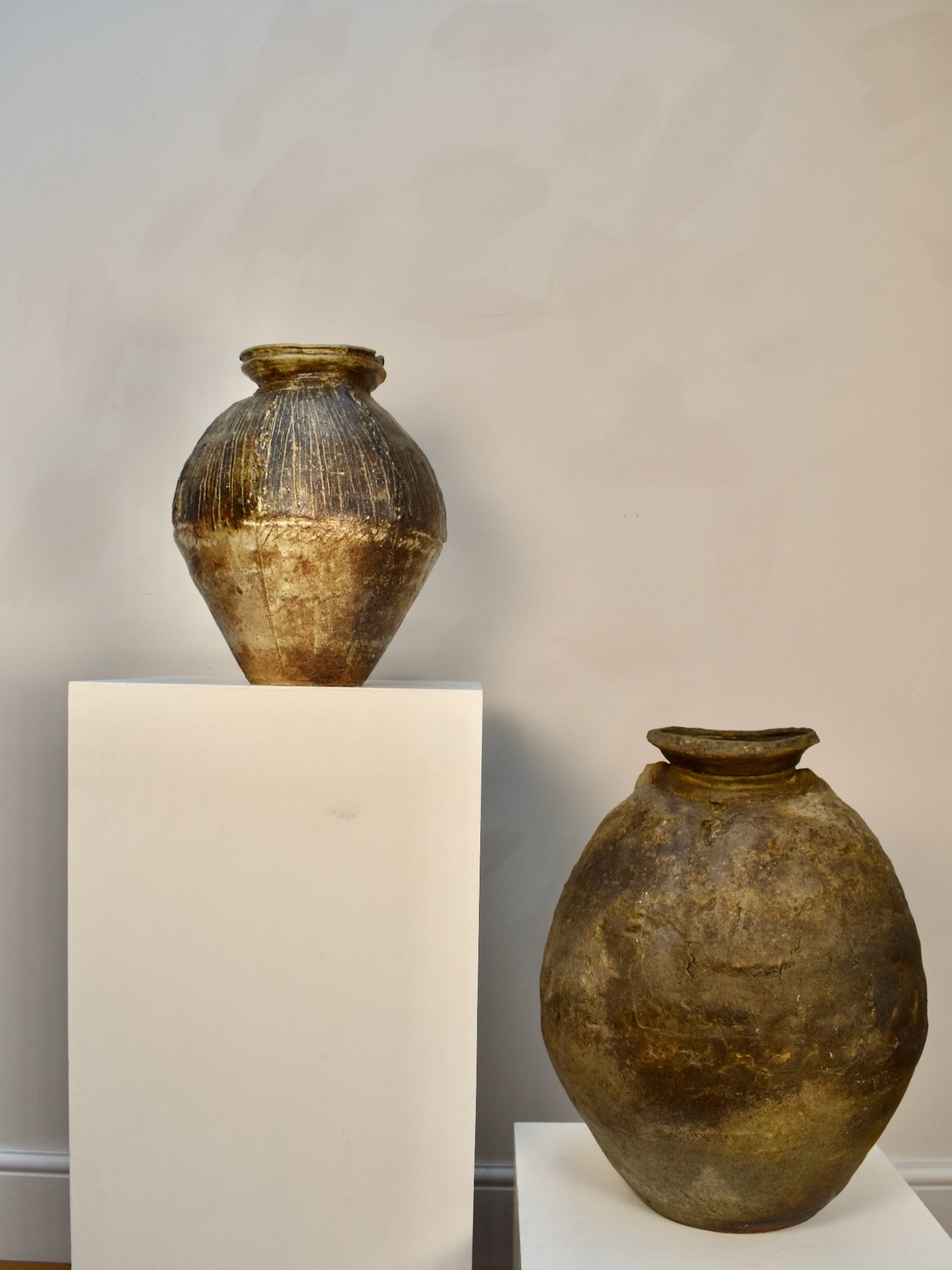 wood-fired-stoneware-vessel-charles-bound-british-studio-ceramic-hutt-decor13.jpeg
