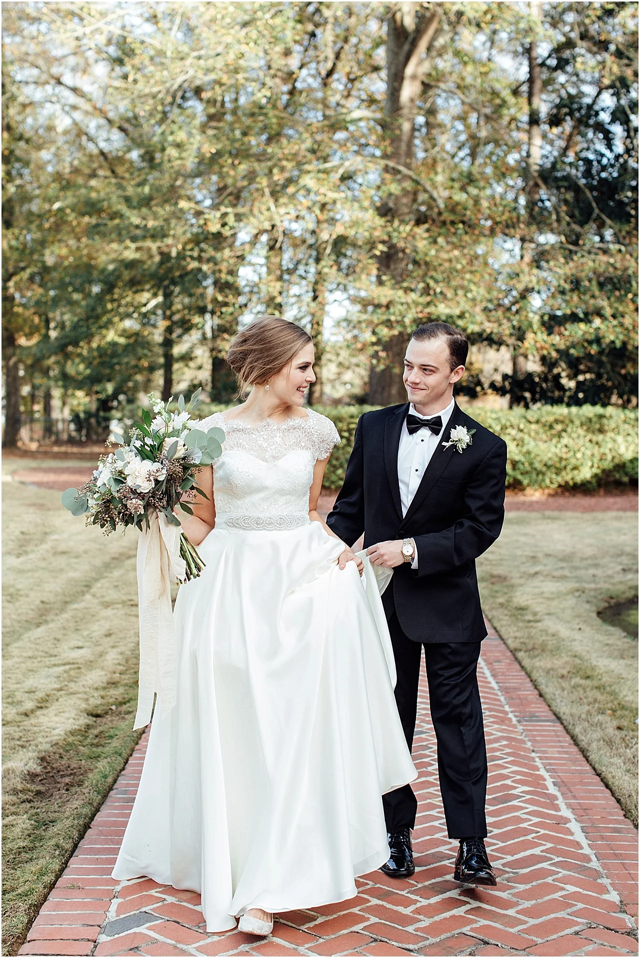 lindsey ann photography, the oaks centreville al, the oaks weddings, alabama wedding photographer, birmingham wedding photographer, winter wedding, brook and the bluff, lindsey ann photo, ice cream wedding