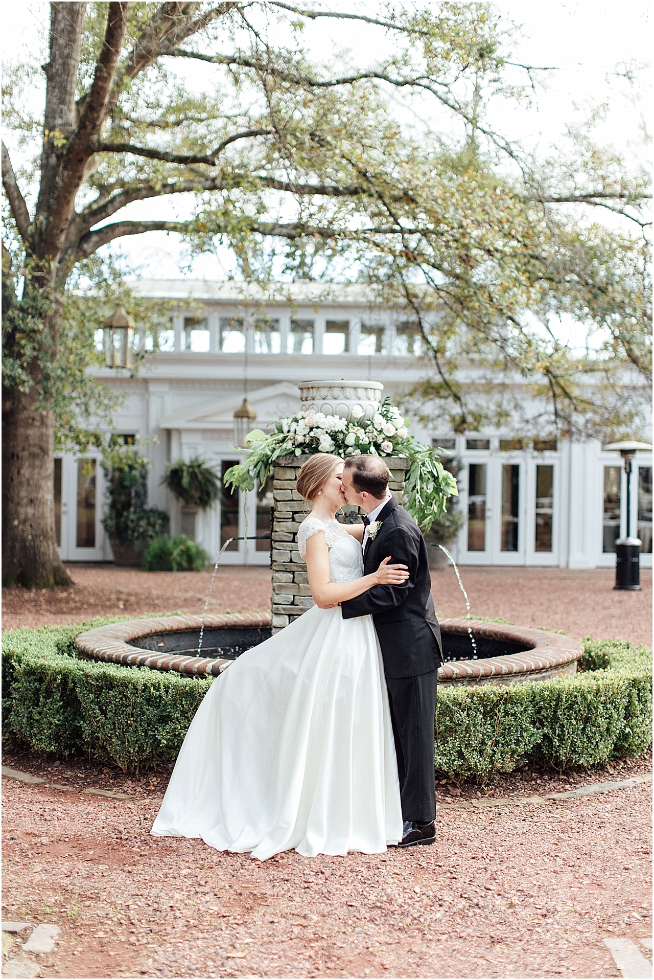  lindsey ann photography, the oaks centreville al, the oaks weddings, alabama wedding photographer, birmingham wedding photographer, winter wedding, brook and the bluff, lindsey ann photo, ice cream wedding 