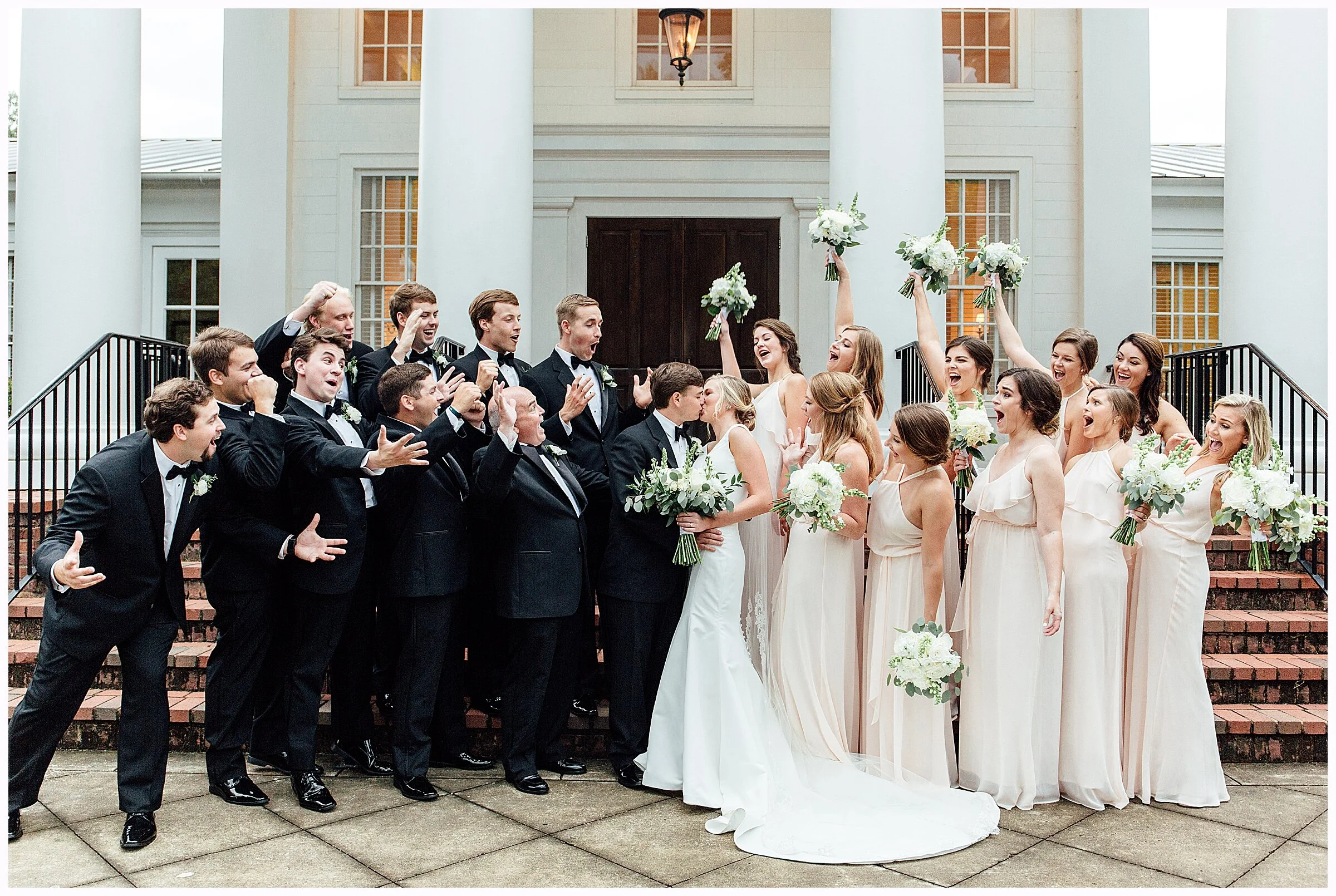    #doingneutralright #thenewbohemians #makehomeyours #myhousebeautiful #cljsquad #southernlivingmag #apartmenttherapy #pocketofmyhome #myeclecticmix #makehomematter #ltkhome #hgtvmagazine #stellarspaces      
