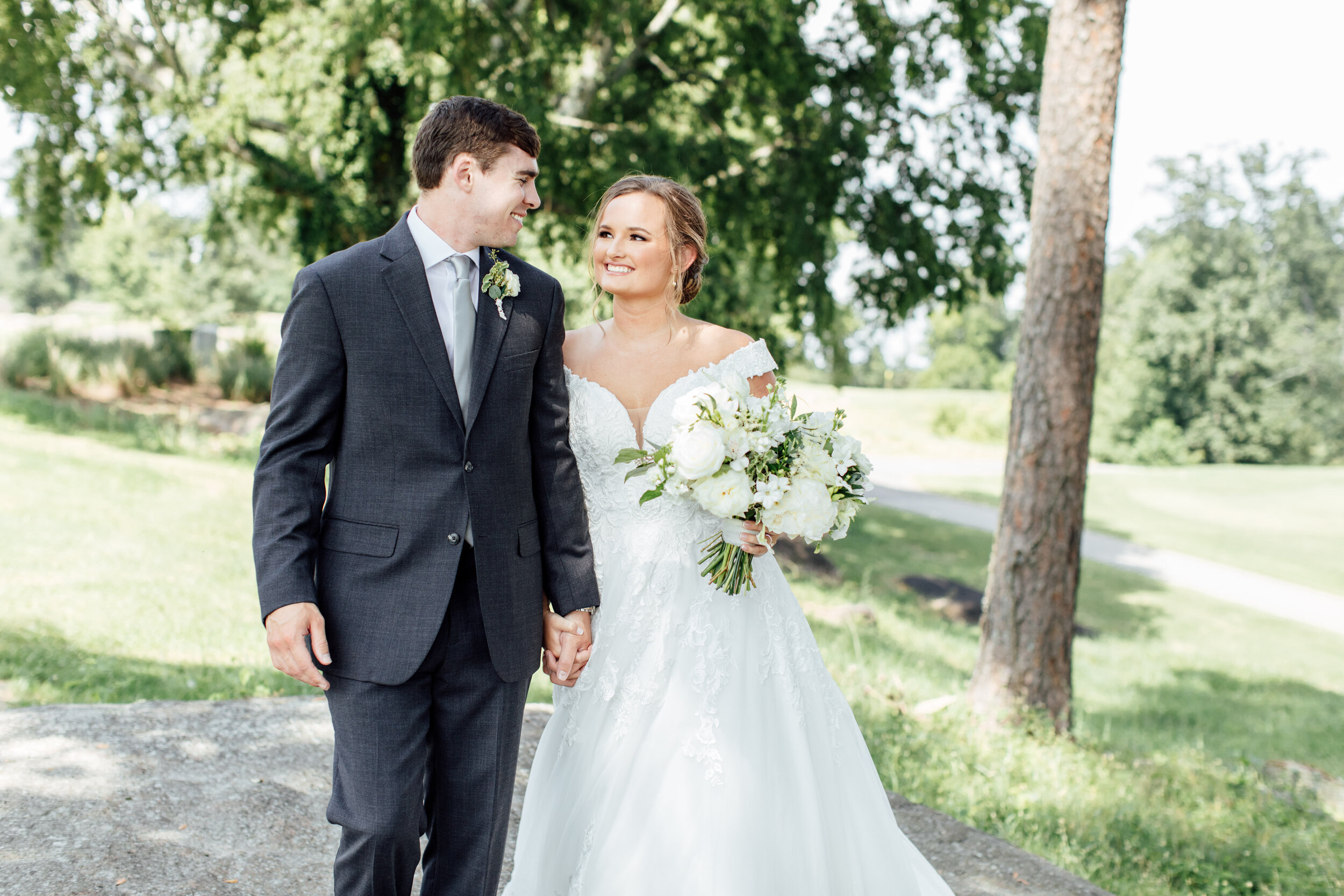 Morgan &amp; Bryan's Sweet &amp; Classic Country Club Wedding | Vestavia Country Club | Birmingham, AL