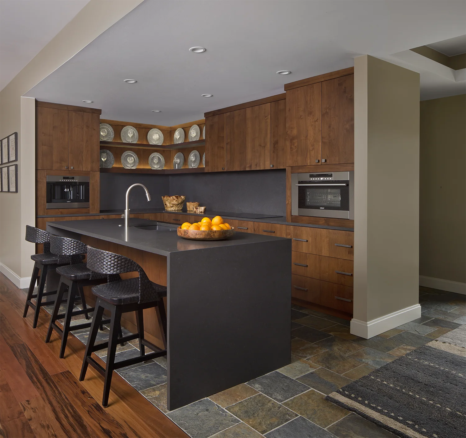 Entertaining Kitchen 2. Dunlap Design Group. Photo by Beth Singer..jpg