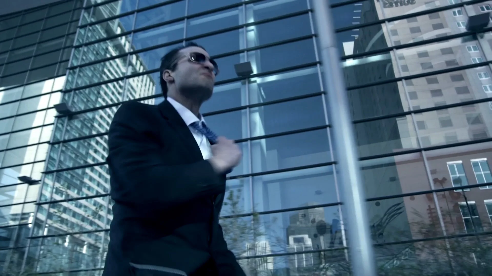 GroundLink : Secret Agent : 1:26