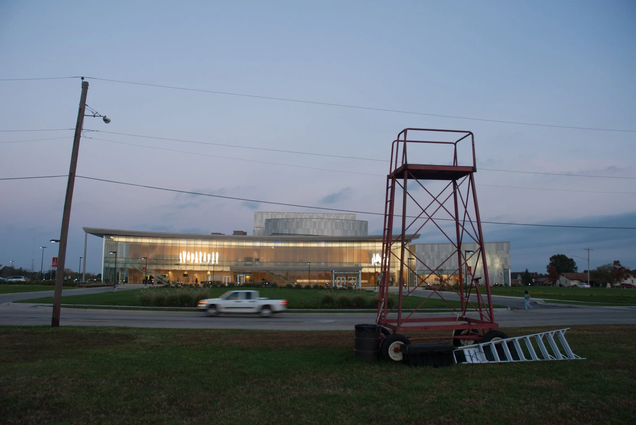Gaining an elevated position can be a huge help when photographing larger buildings.