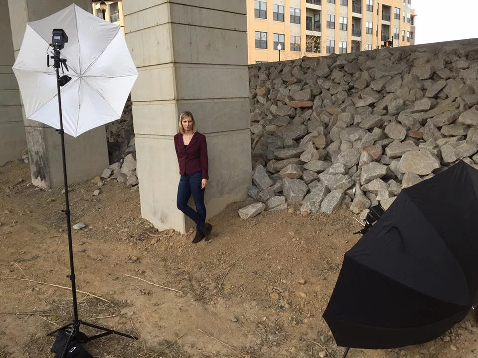 The setup shot showing the key light (upper left) and the fill light (lower right).