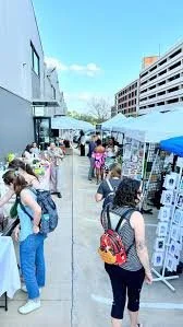 🎃 HALLOWEEN MARKET at Clover and Maven