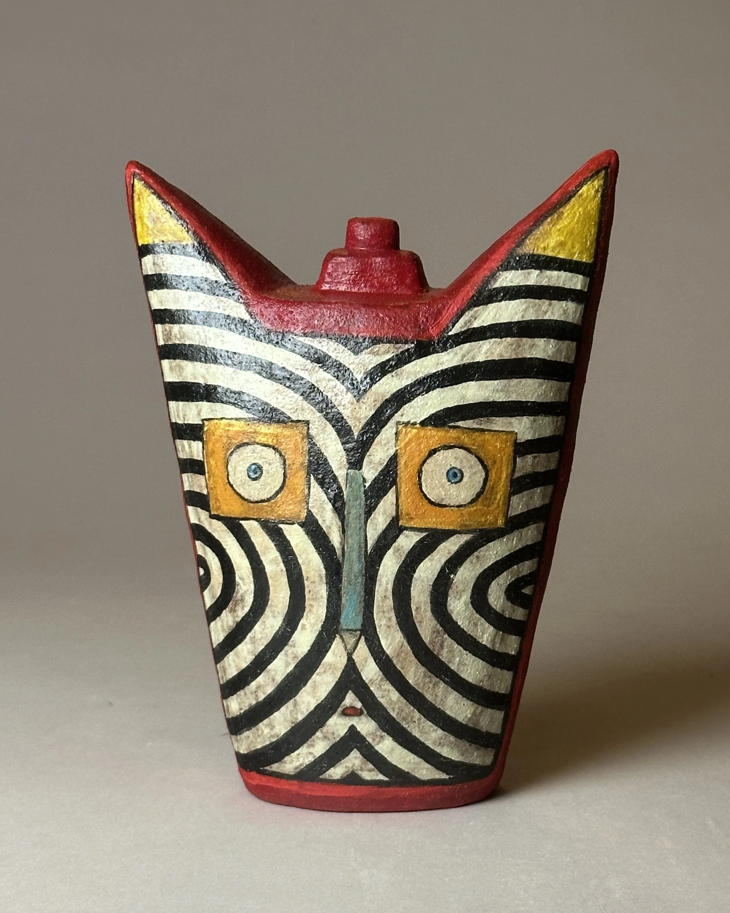 Face Jar 45   7 x 5 x 2.25_2.JPG