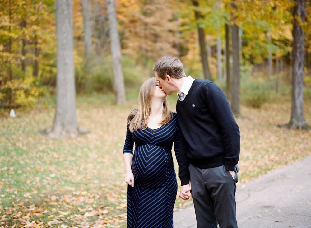 Cleveland Ohio Maternity Photographer_0011.jpg