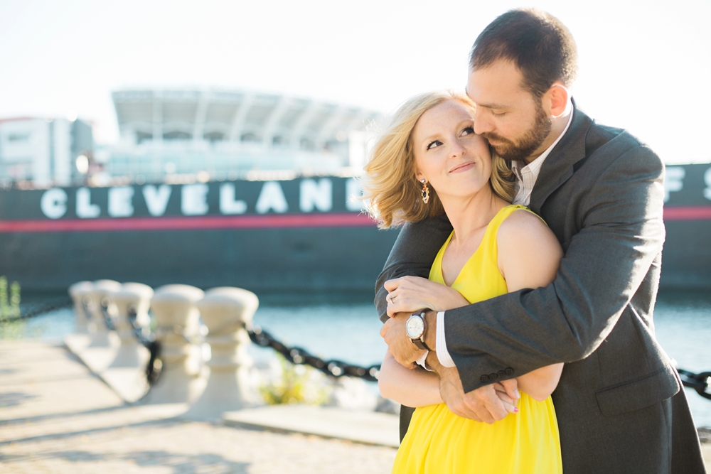 East 9th Pier Downtown Cleveland Engagement_0001.jpg