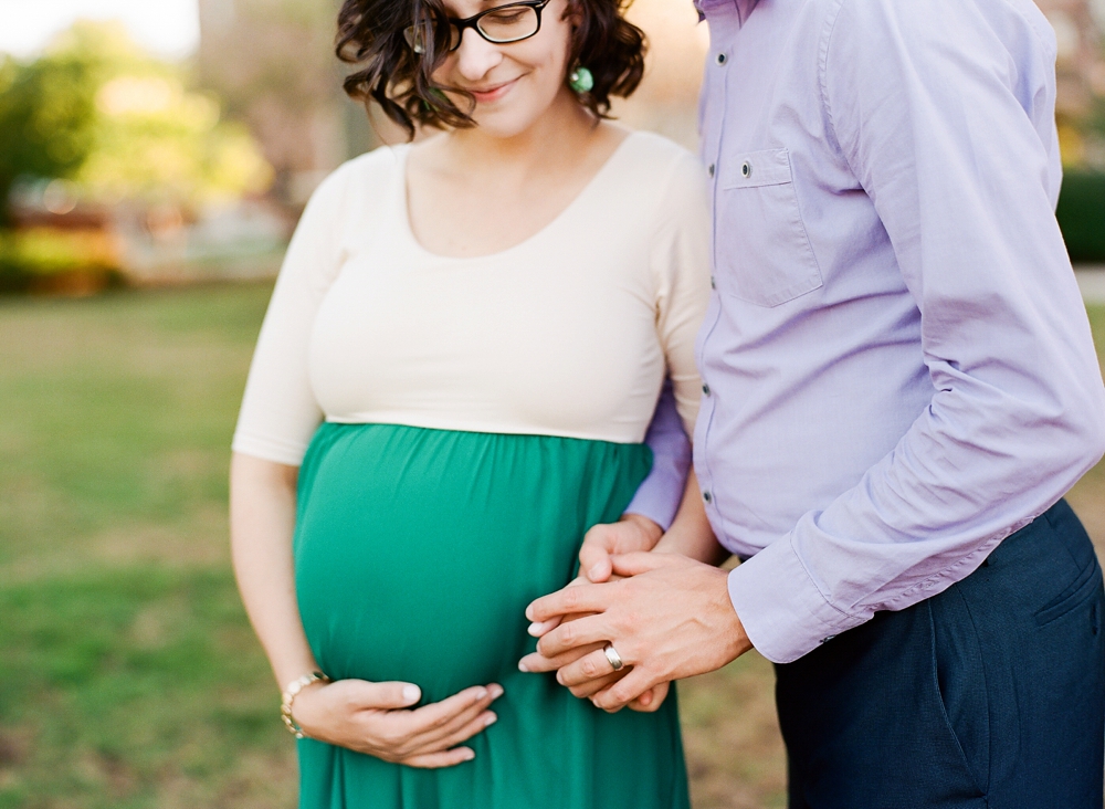 Cleveland Ohio Maternity Photographer