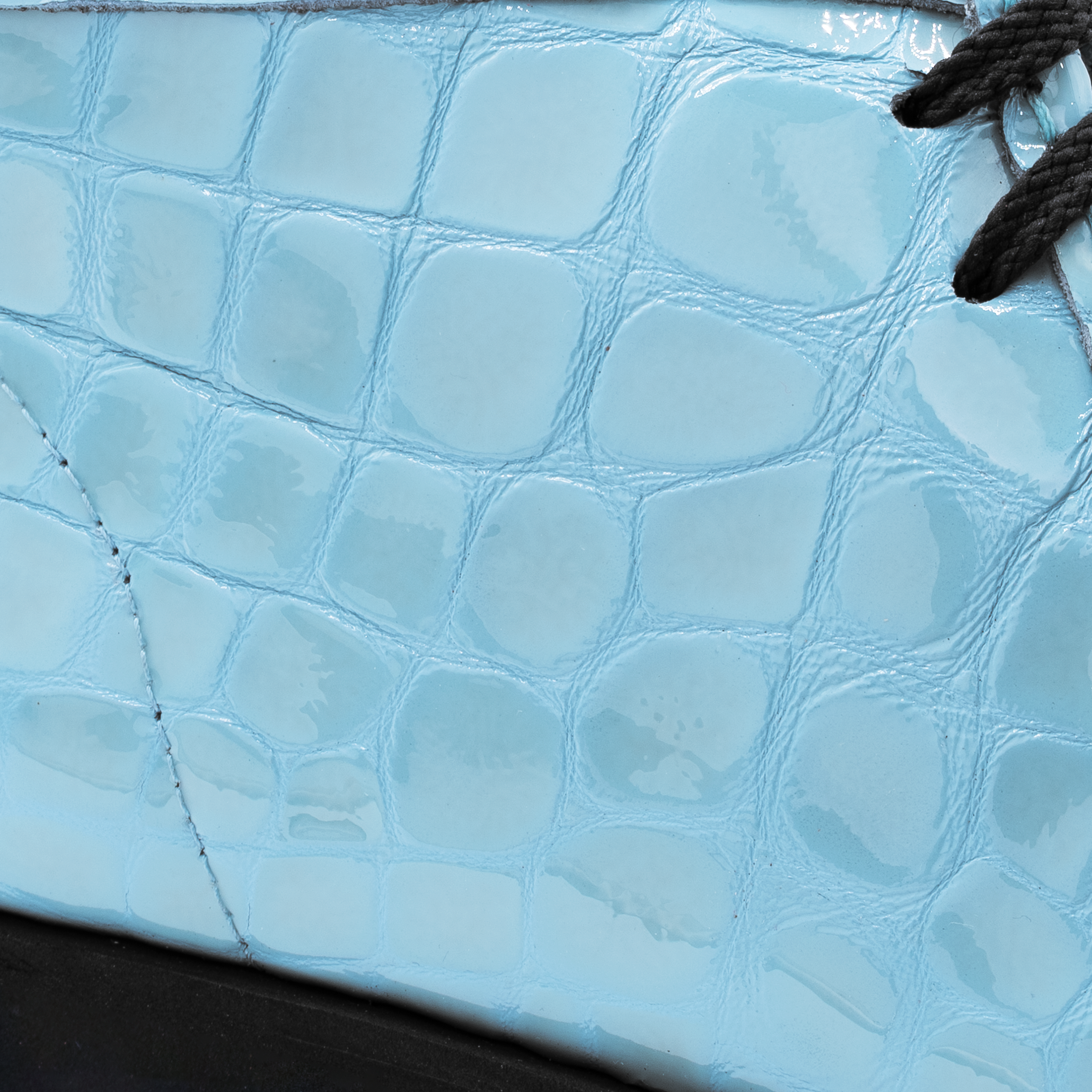 Padmore P404 Blue 2.png