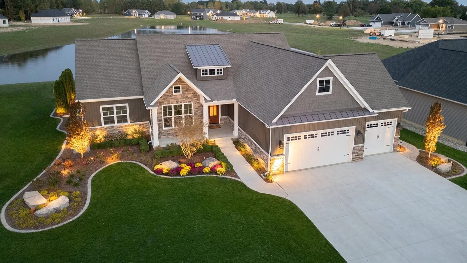 13208 Country Club Ln-28.jpg