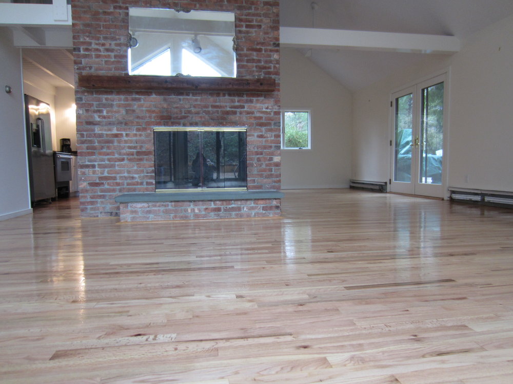 Oil Based Vs Water Polyurethane, How To Apply Water Based Polyurethane On Hardwood Floors