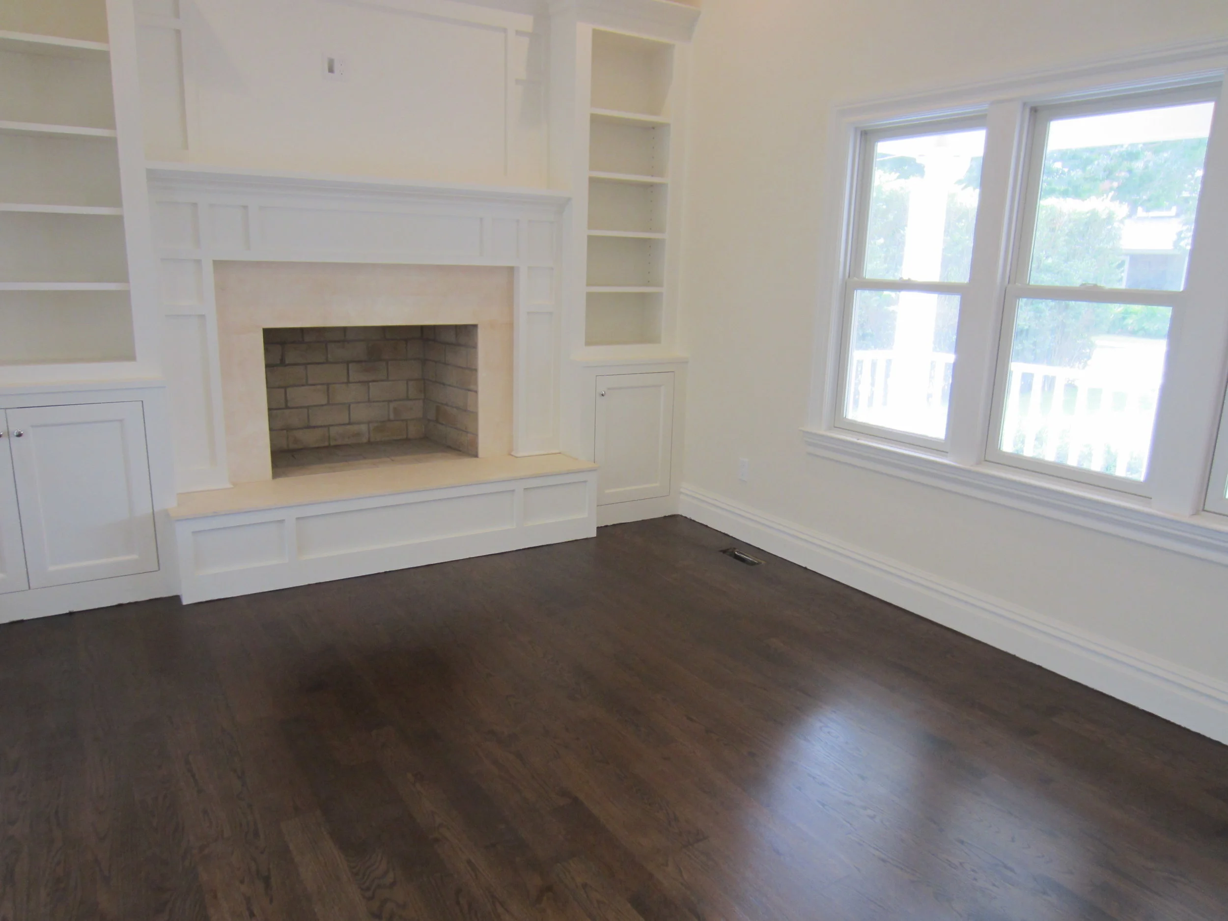 RED OAK VS WHITE OAK HARDWOOD FLOORING: WHICH IS BETTER 