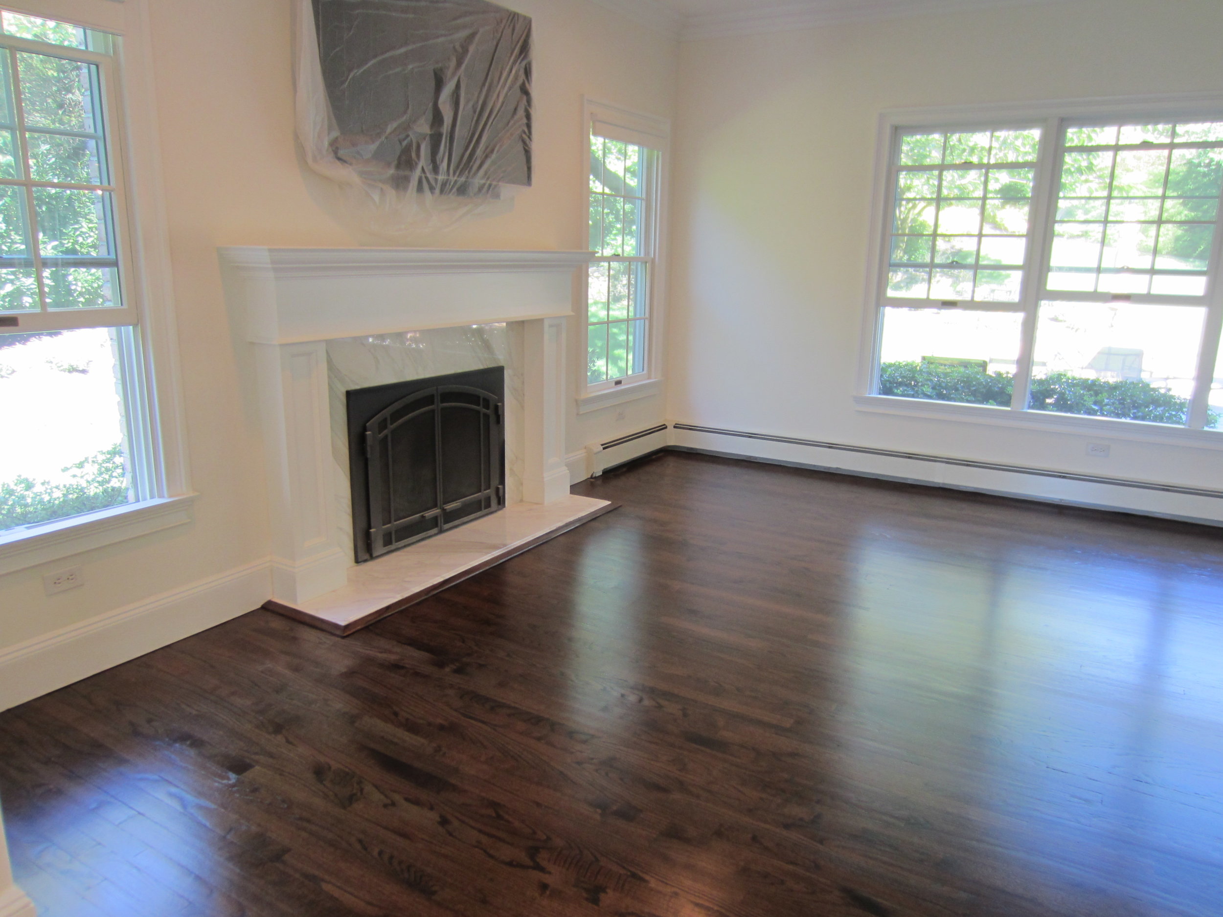 Red Oak Vs White Hardwood Flooring, Dark Walnut Hardwood Floors