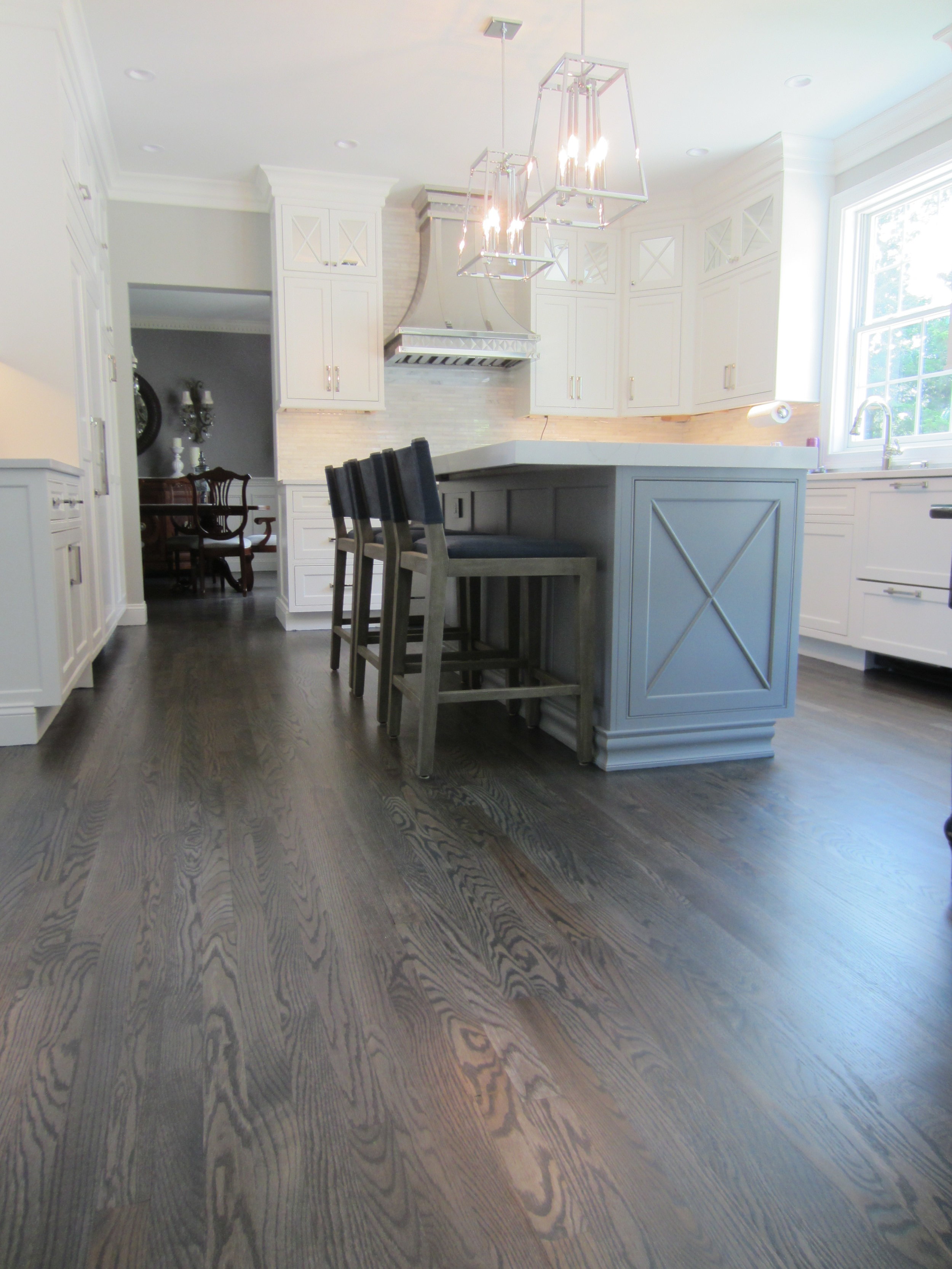 TO GRAY OR NOT TO GRAY? GRAY HARDWOOD FLOORS... A TREND OR A TRADITION