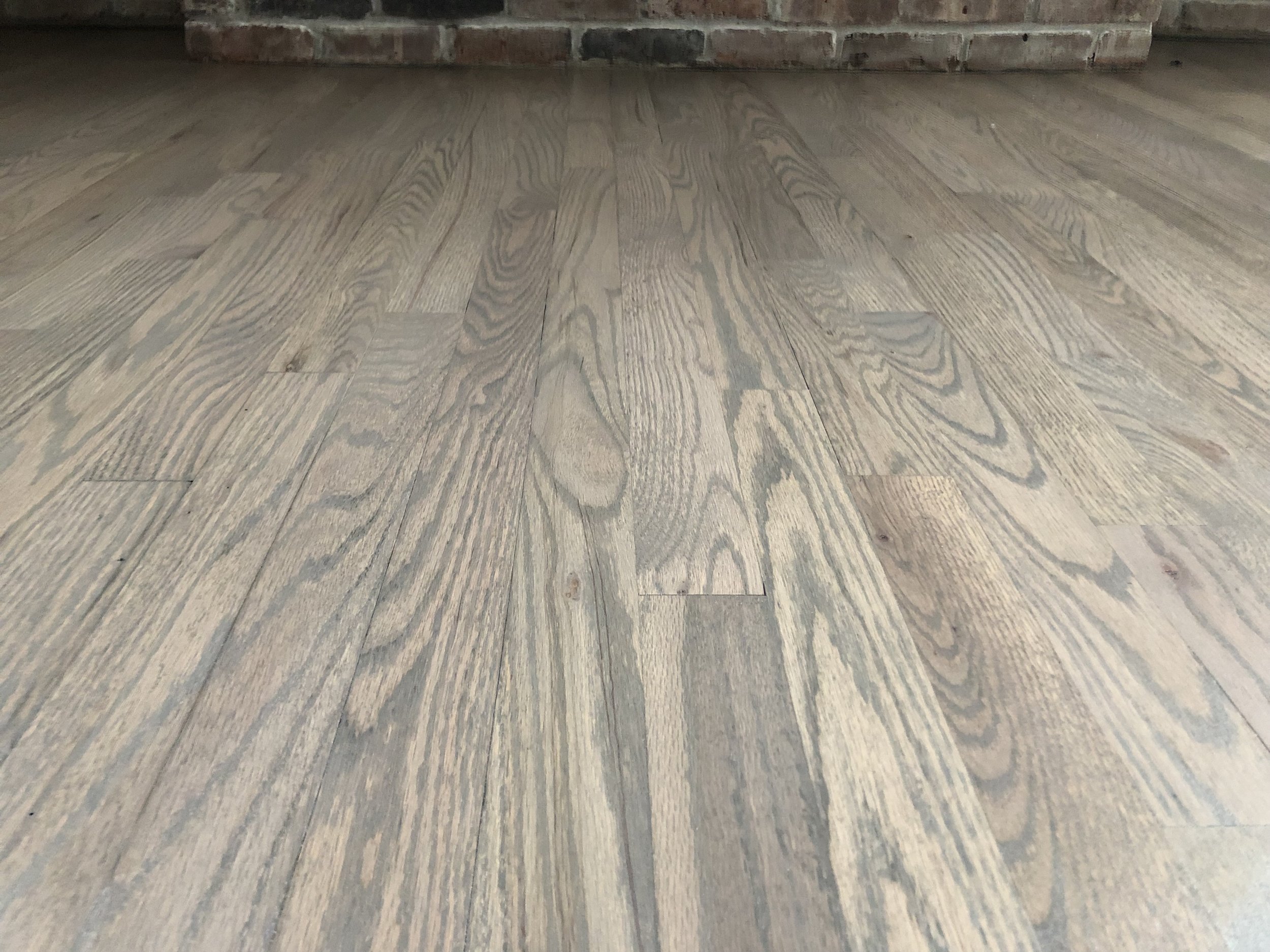 3-color custom blend on Red Oak for a customer in Huntington, NY 2018. 