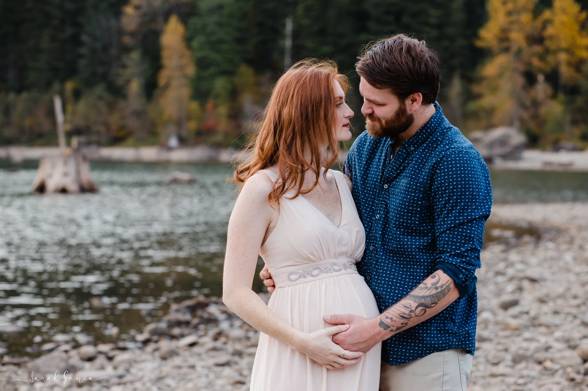 Rattlesnake Lake Couple | North Bend Maternity Photographer