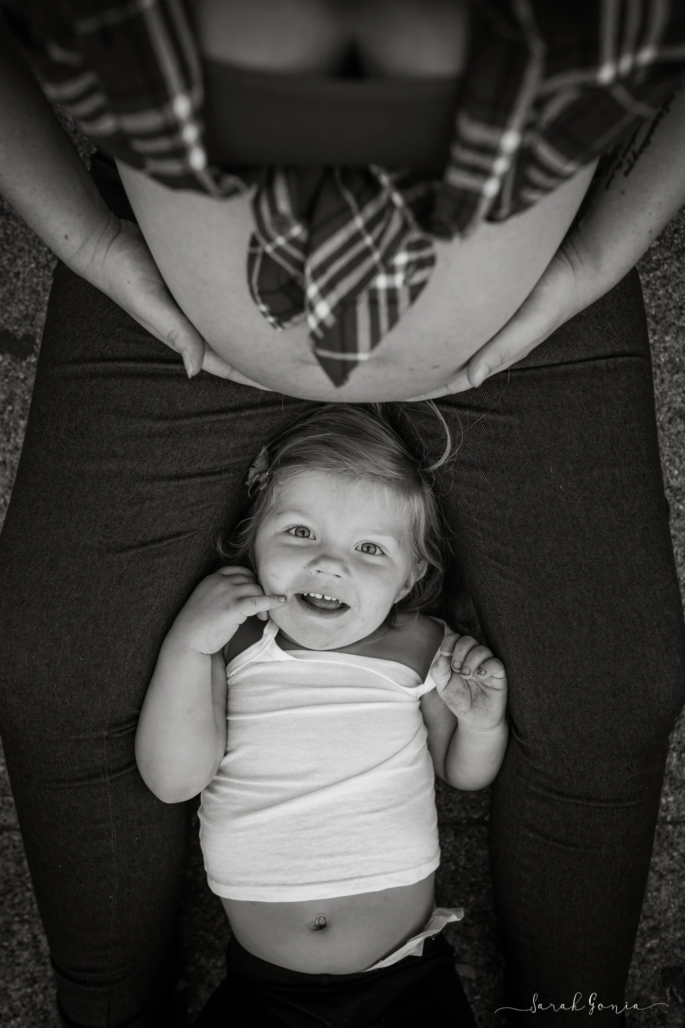 Downtown Olympia Family | Olympia Maternity Photographer