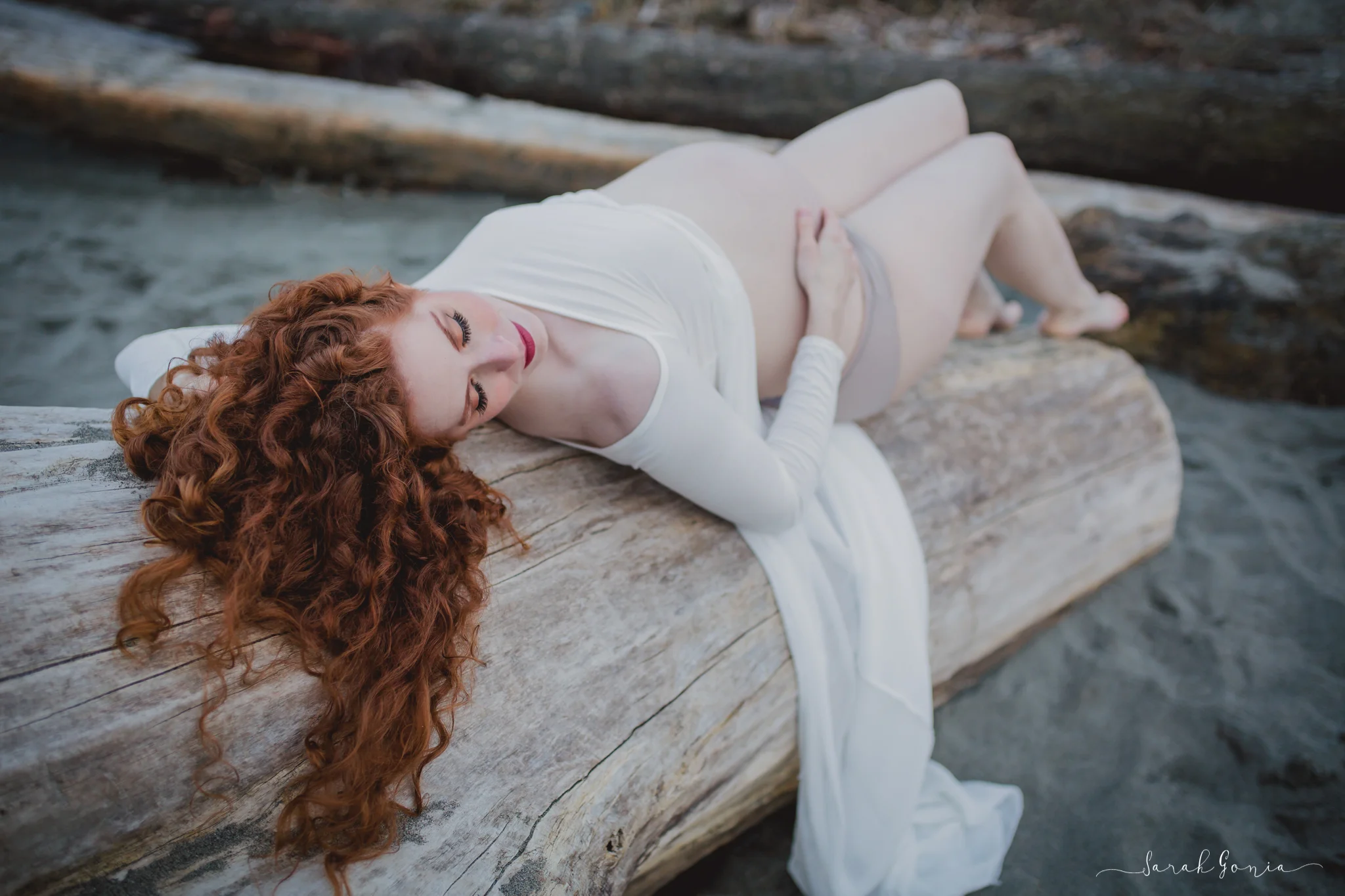 Discovery Park Maternity Portrait | Seattle Maternity Photographer