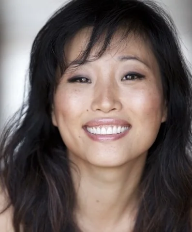 Deborah S. Craig as Kia