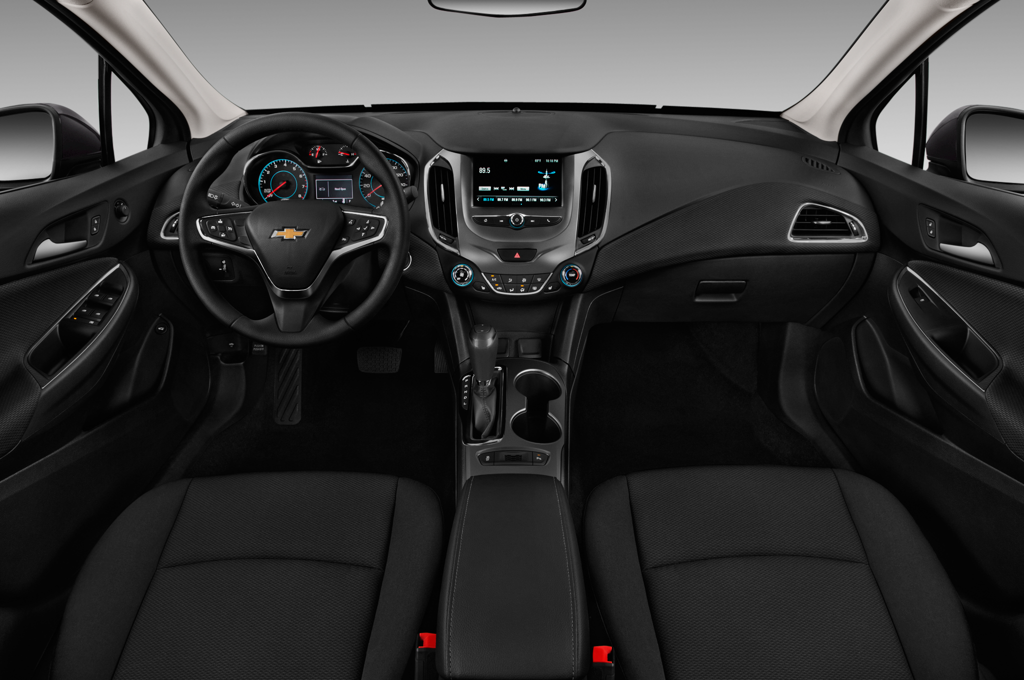 2017-chevrolet-cruze-lt-sedan-dashboard.png