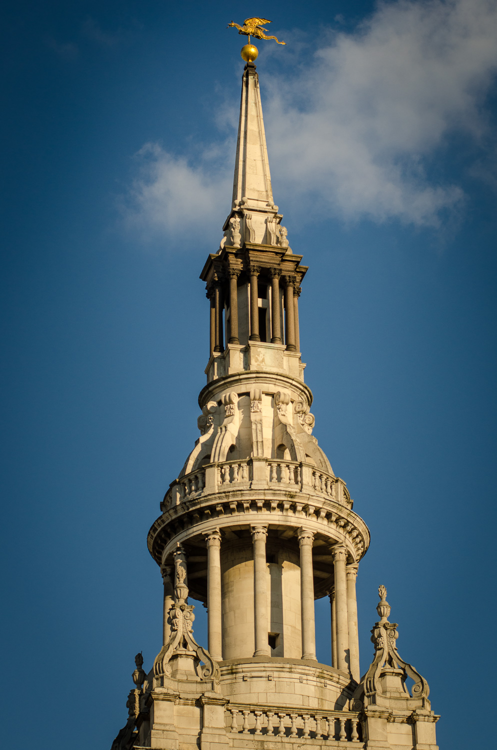 Saint Mary-le-Bow - PHOTOGRAPHY : ALEXANDER J.E. BRADLEY - NIKON D7000 - NIKKOR 80-200MM F/2.8 @ 80MM - F/9 - 1/1250 - ISO 200