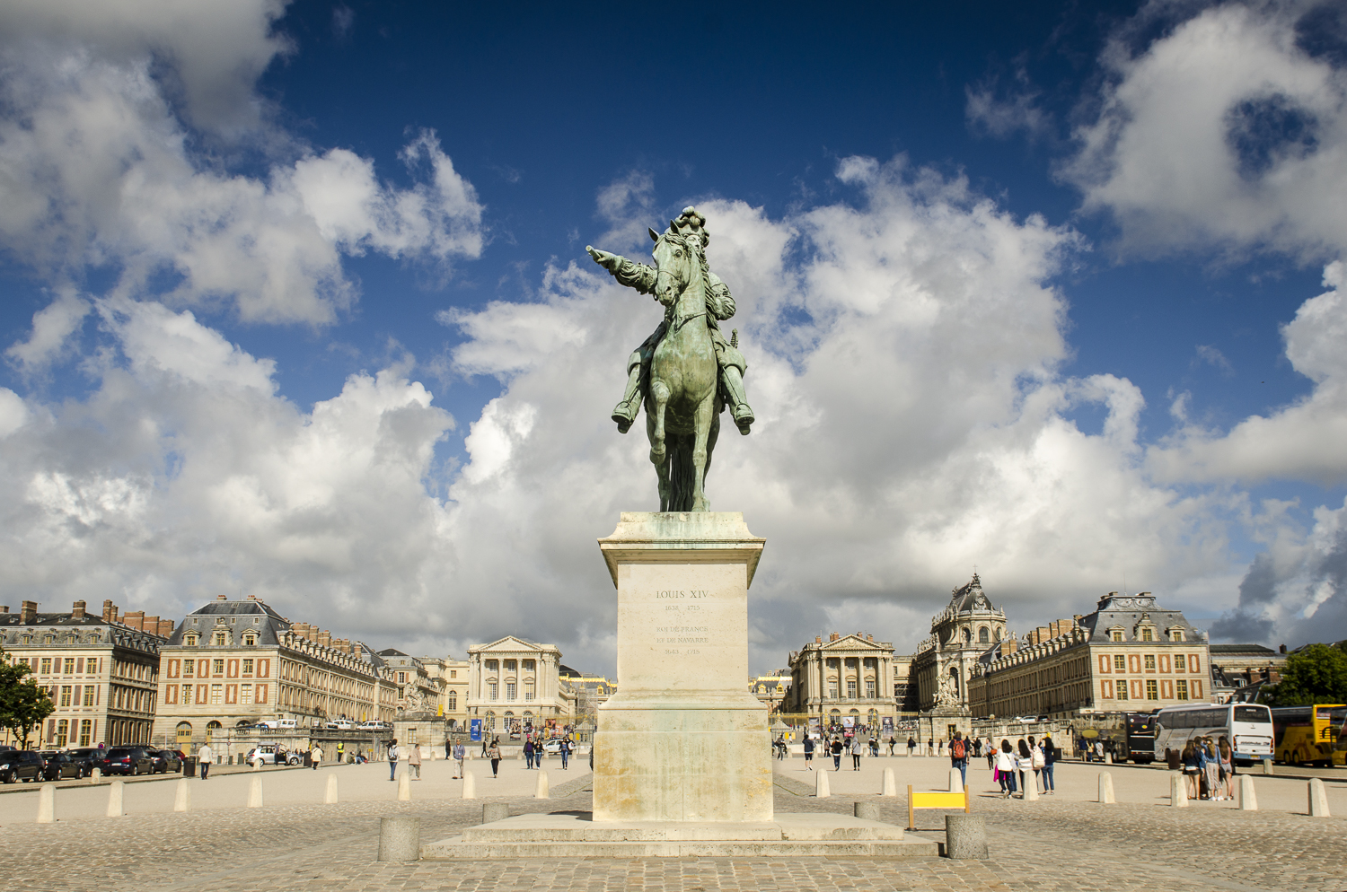 Louis XIV - Photography : Alexander J.E. Bradley - Nikon D7000 - 24.0-70.0 mm f/2.8 @ 24mm - f/8 - 1/125 - ISO 100