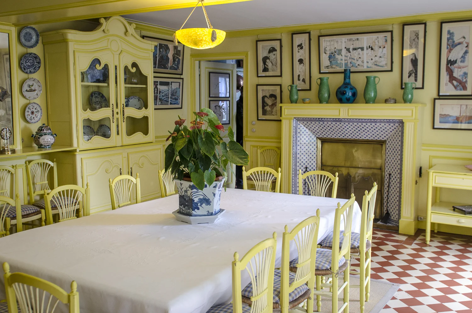 Monet's House Interior - Photo: Alexander J.E. Bradley - Nikon D7000 - 24-70mm f/2.8 @ 24mm - f/3.5 - 1/50 - ISO 800