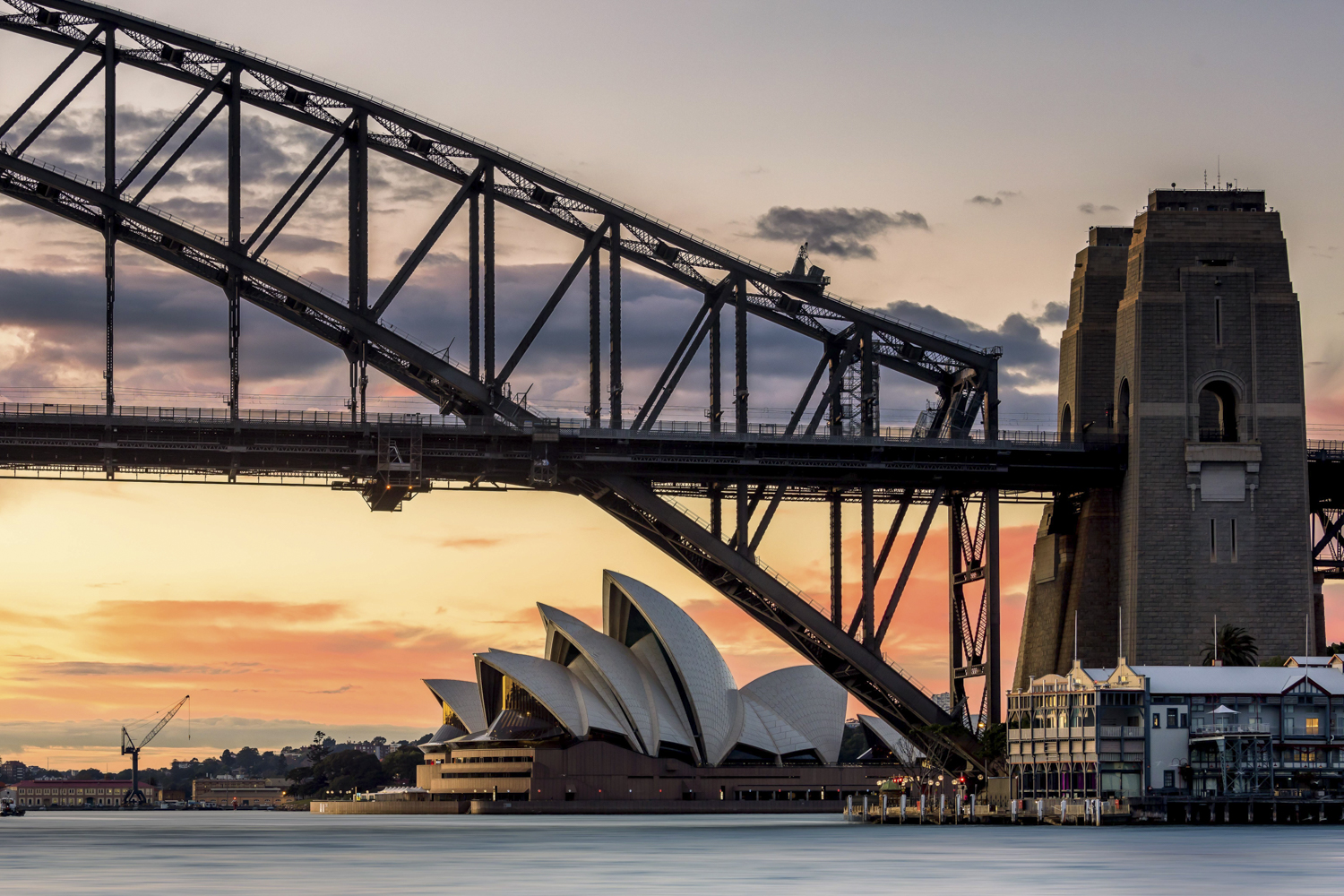 Sydney Harbour Bridge and Opera House - PHOTO: Federico Rekowsk - Canon EOS 5DS R - 70-200mm @ 89MM F/9 - 1/5 - ISO 100