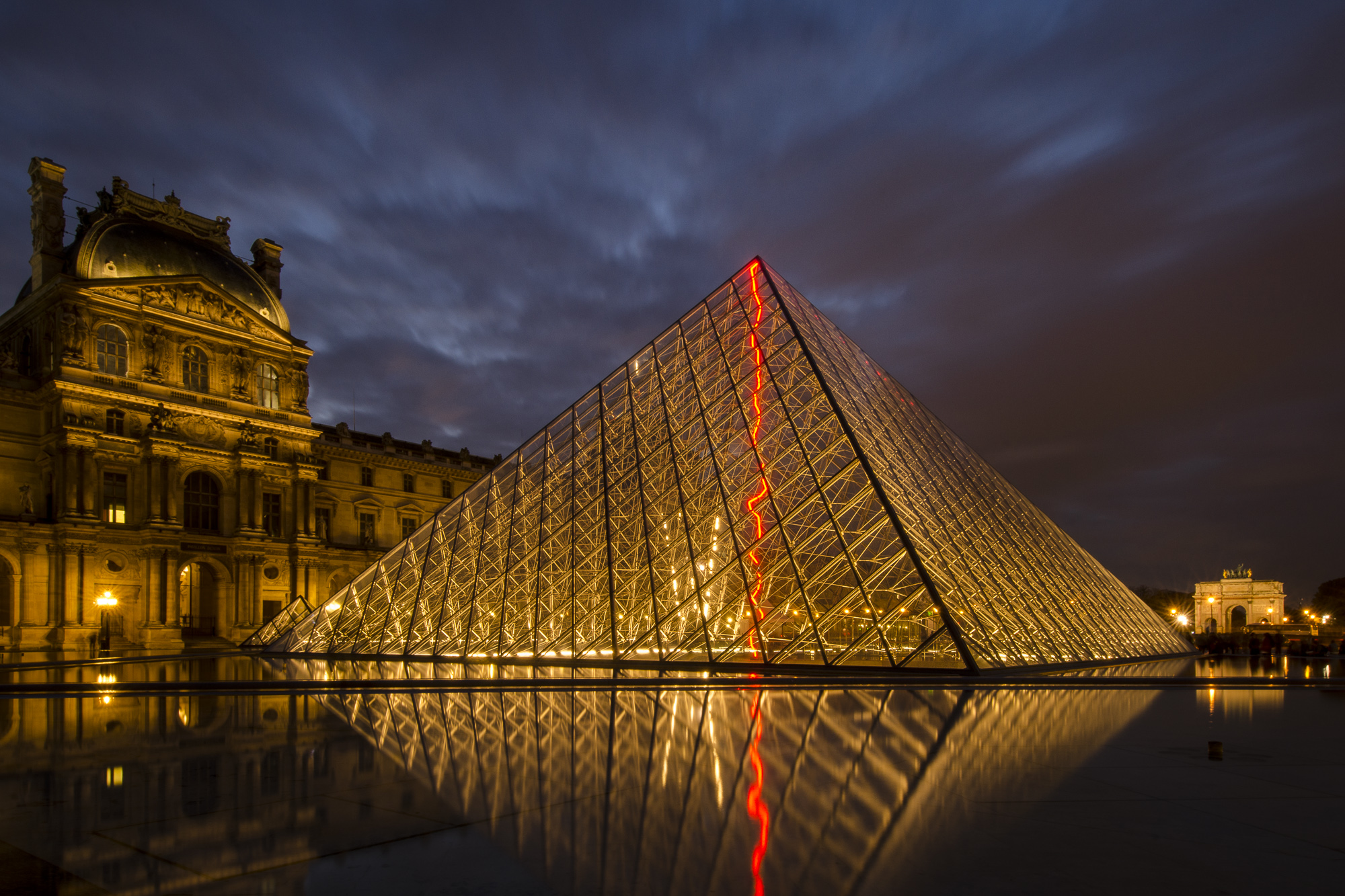 The Louvre Museum, Paris - Squarebox