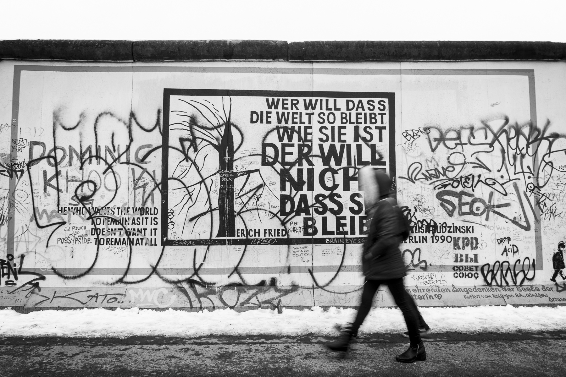 East Side Gallery Photography : Alexander J.E. Bradley - Nikon D500 - 14-70mm f/2.8 @ 15mm - f8 - 1/20 - ISO 100
