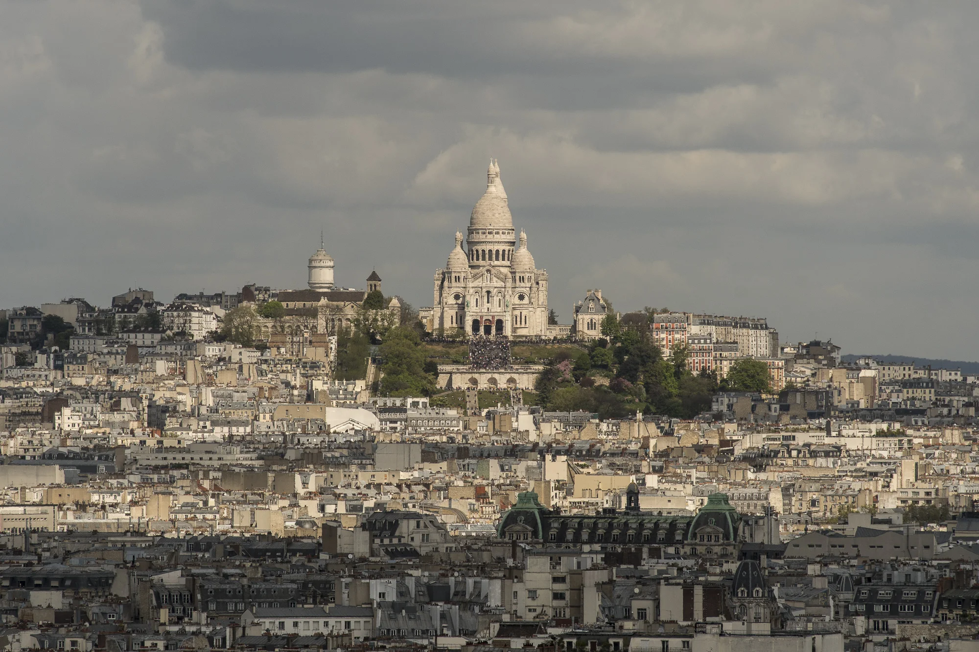 Sacré-Coeur From the Belfry PHOTOGRAPHY : ALEXANDER J.E. BRADLEY • Nikon D500 • AF Zoom-NIKKOR 80-200mm f/2.8D ED • 200mM • F/11 • 1/1000 • ISO 100