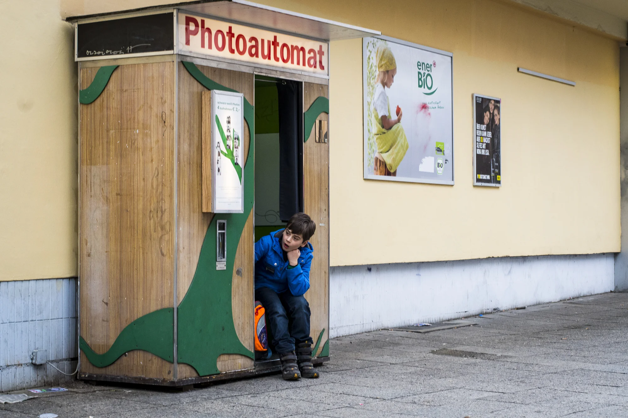Zossener Str. 29 PHOTOGRAPHY: ALEXANDER J.E. BRADLEY • NIKON D500 • AF-S NIKKOR 50MM F/1.8G @ F/8 • 1/60 • ISO 400