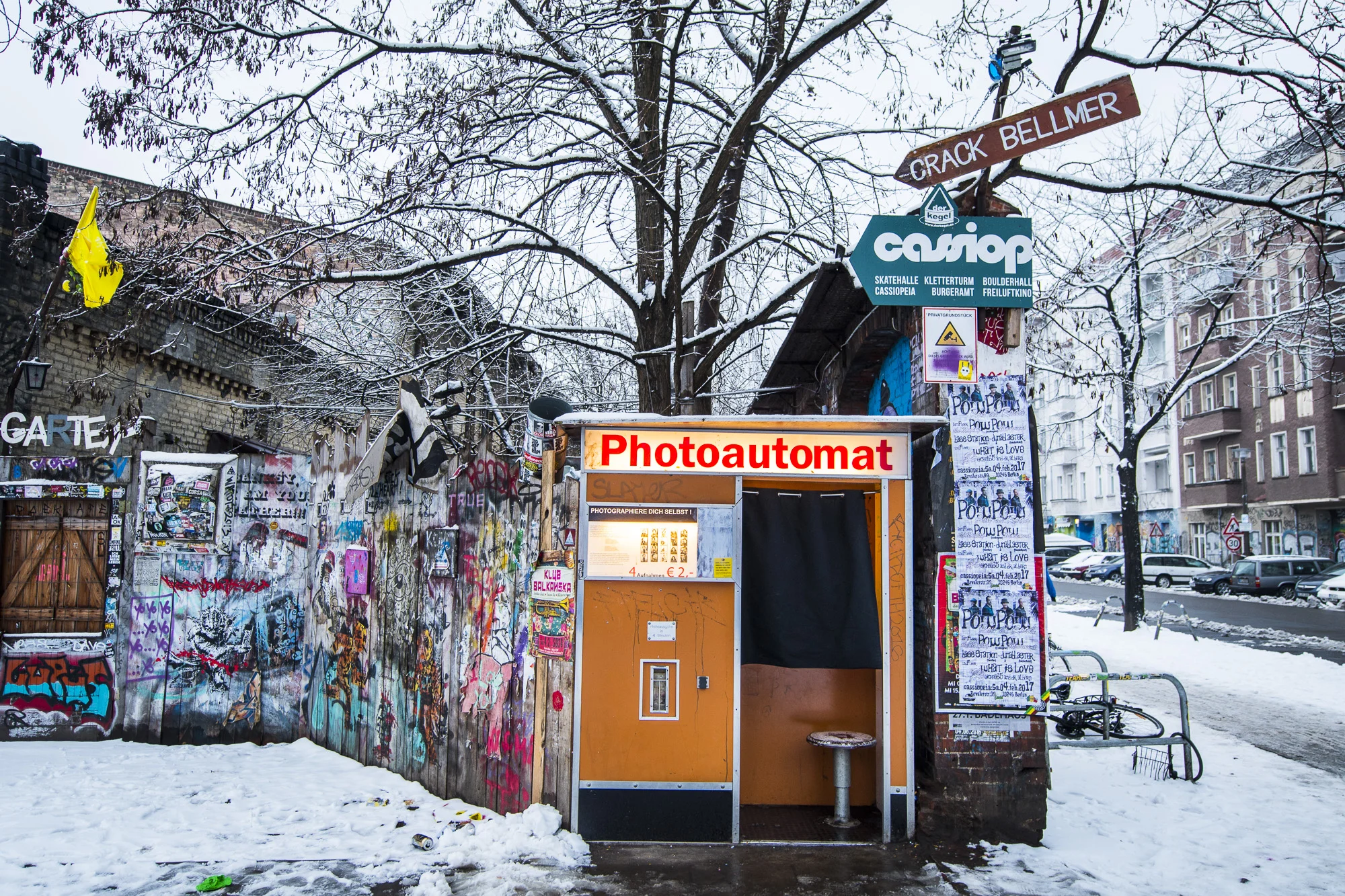 Revaler Straßer 99 PHOTOGRAPHY: ALEXANDER J.E. BRADLEY • NIKON D500 • AF-S NIKKOR 14-24MM F/2.8G ED @ 17MM • F/3.5 • 1/50 • ISO 200