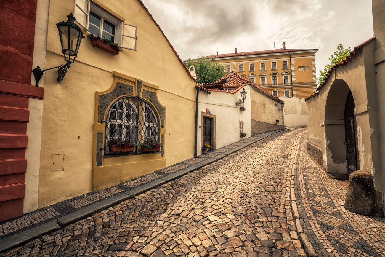 prague_off_beaten_track3.jpg
