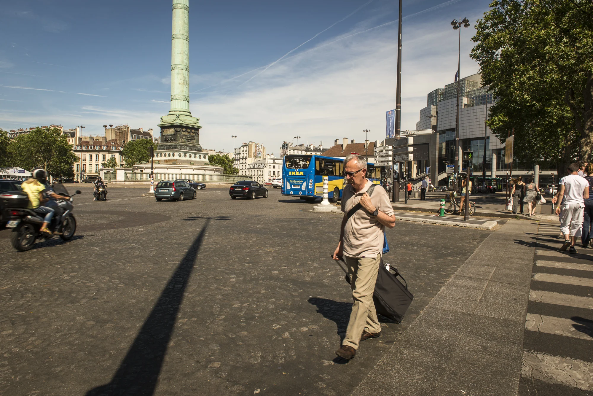 Place de la Bastille PHOTOGRAPHY: ALEXANDER J.E. BRADLEY • NIKON D610 • AF-S NIKKOR 24-70mm f/2.8G ED @ 24mm • F/16 • 1/160 • ISO 100