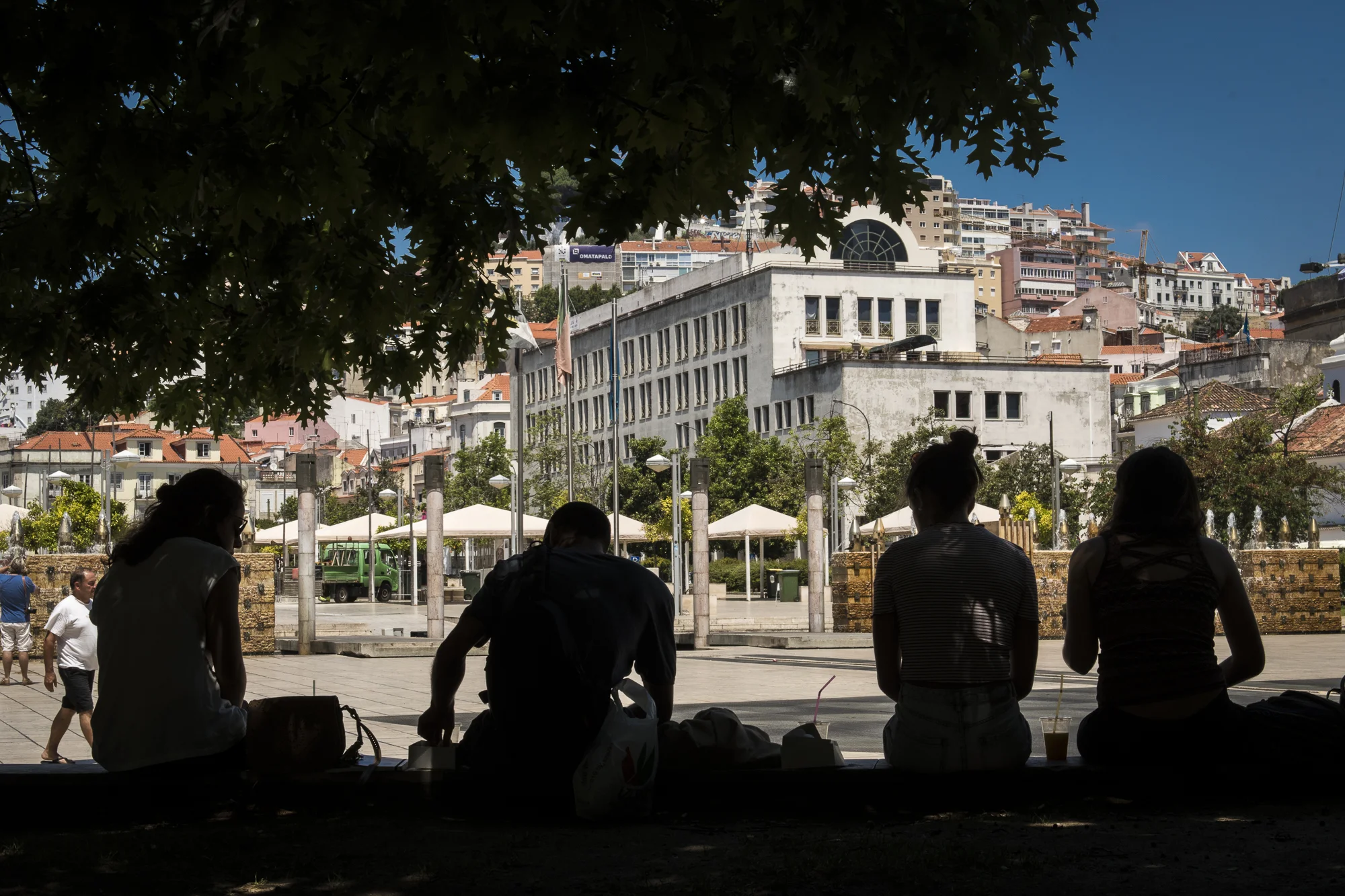 Praça Martim Moniz PHOTOGRAPHY: ALEXANDER J.E. BRADLEY • NIKON D500 • AF-S NIKKOR 24-70mm f/2.8G ED • 42mm • F/16 • 1/250 • ISO 400