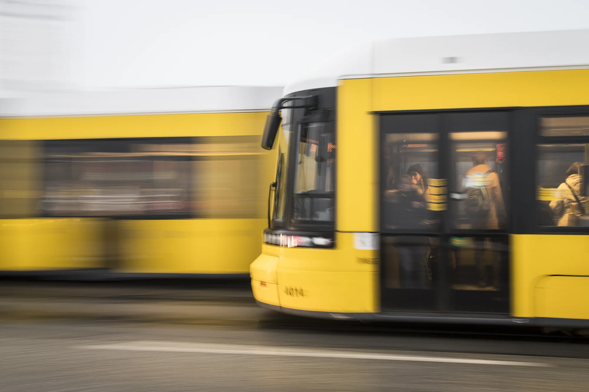 Berlin Flexity Trams PHOTOGRAPHY: ALEXANDER J.E. BRADLEY • NIKON D500 • AF-S NIKKOR 14-24MM Ƒ/2.8G ED @ 24MM • Ƒ/9 • 1/8• ISO 400