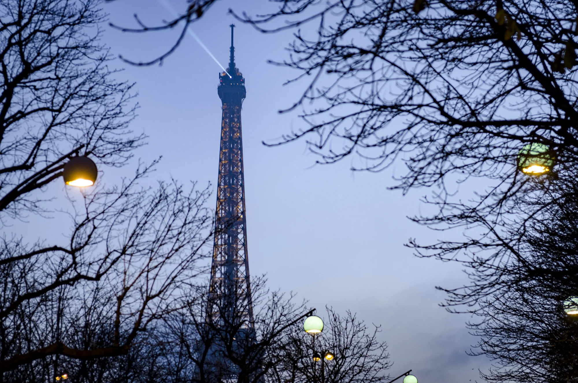 THE Eiffel Tower - Paris PHOTOGRAPHY: ALEXANDER J.E. BRADLEY • NIKON D7000 • AF-S NIKKOR 24-70mm Ƒ/2.8G ED @ 70MM • Ƒ/2.8 • 1/80 • ISO 400