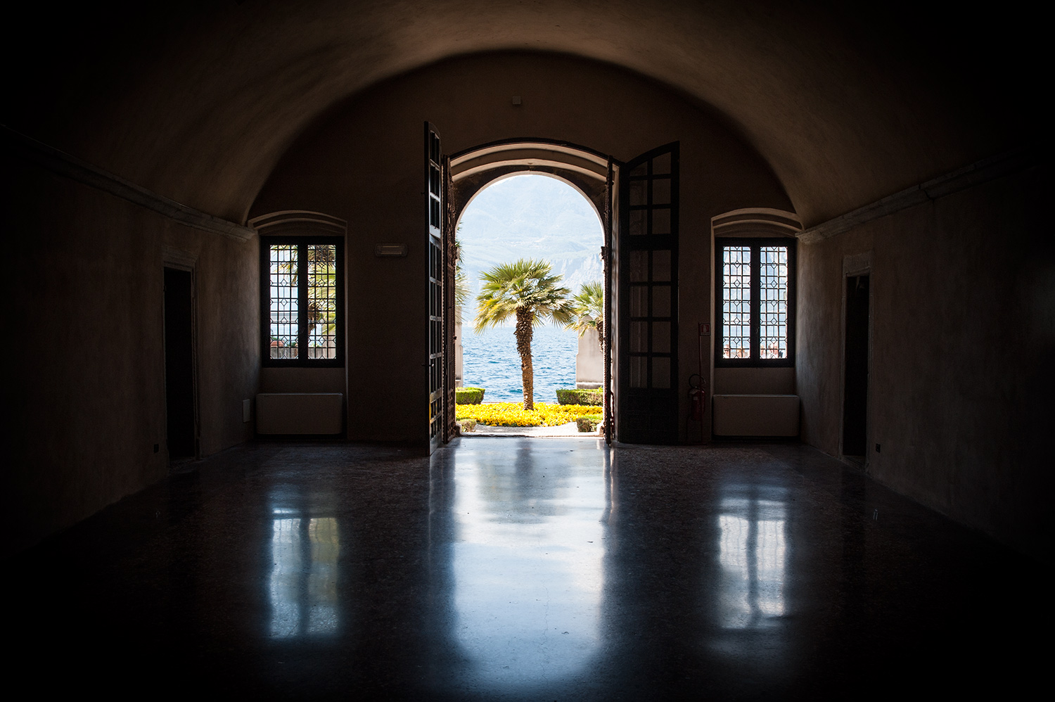 Courtyard-in-Malcesine.jpg