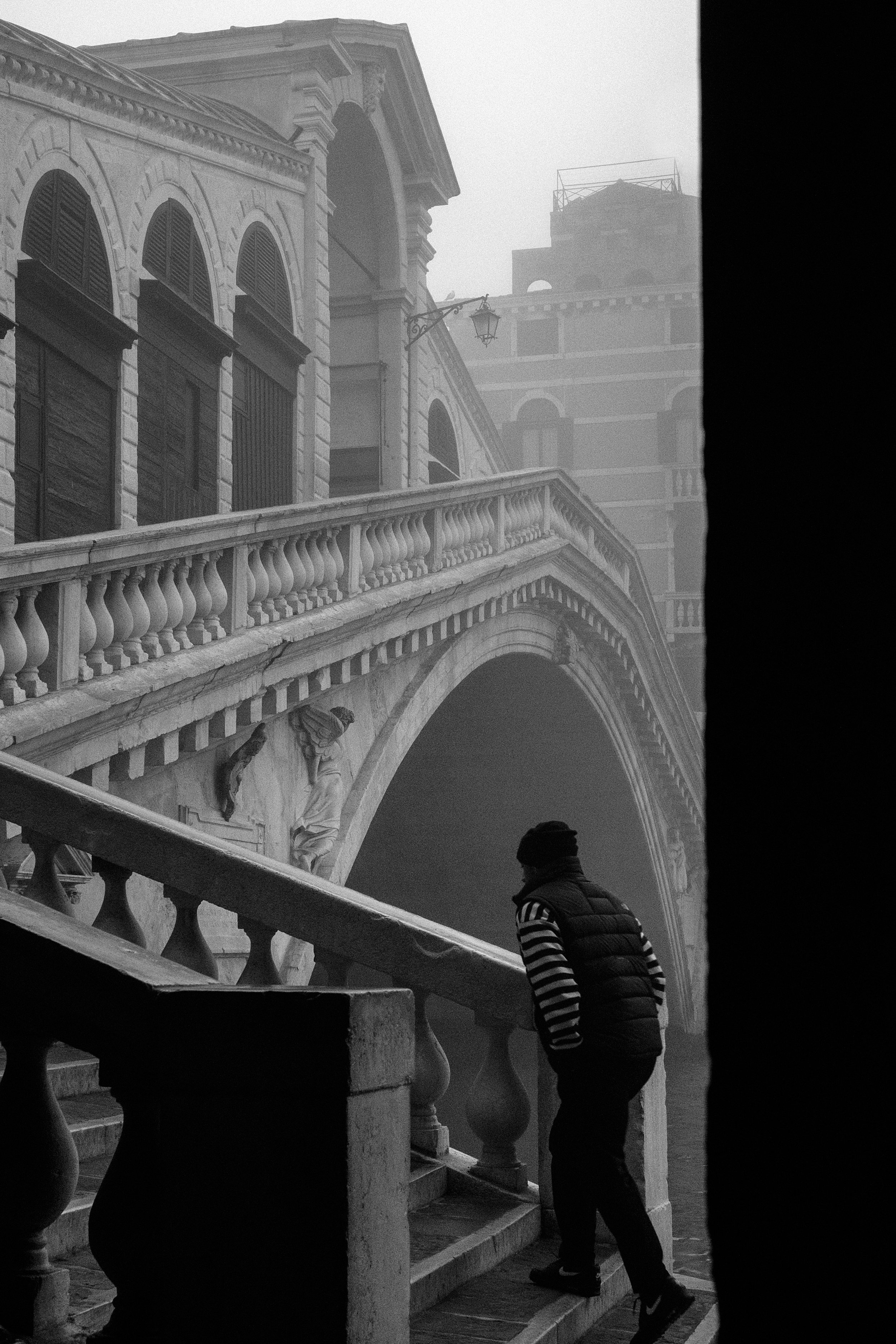 Photo: Alvise Busetto • FUJIFILM X-T10 • 35mm Ƒ/1.4 @ Ƒ/8 • 1/180 • ISO 2500