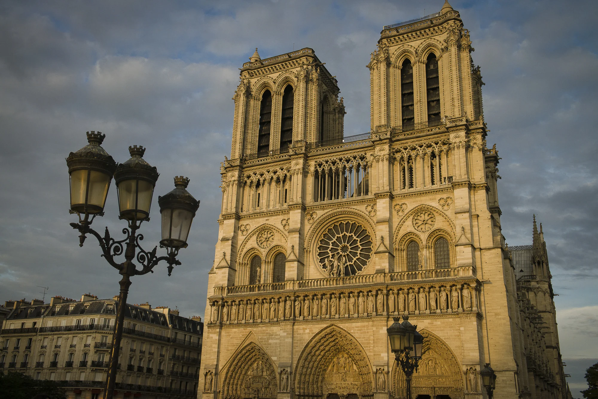paris-photo-tour-009.jpg