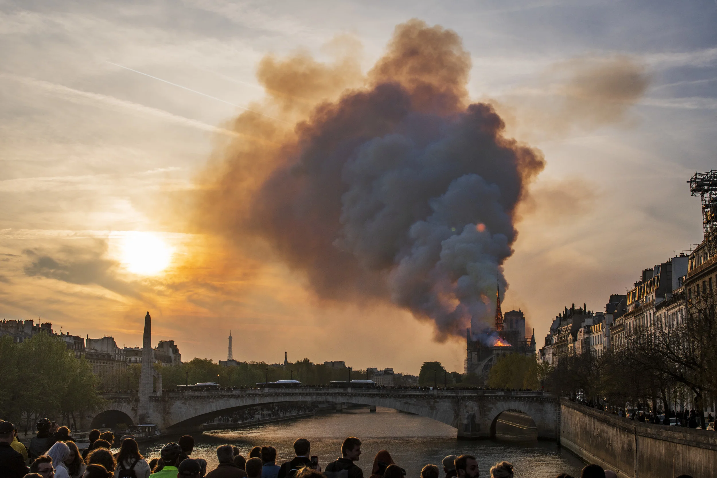 Notre Dame Fire 15/April/2019 PHOTOGRAPHY: ALEXANDER J.E. BRADLEY • NIKON D500 • AF-S NIKKOR 24-70MM Ƒ/2.8G ED @ 32MM • Ƒ/16 • 20 sec • ISO 50