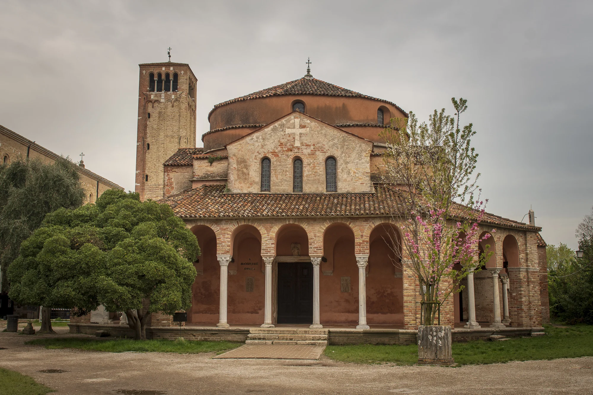 Cathedral of Santa Maria Assunta, Torcello PHOTOGRAPHY: ALEXANDER J.E. BRADLEY • NIKON D500 • AF-S NIKKOR 24-70MM Ƒ/2.8G ED @ 27MM • Ƒ/5.6 • 1/250 SEC • ISO 100
